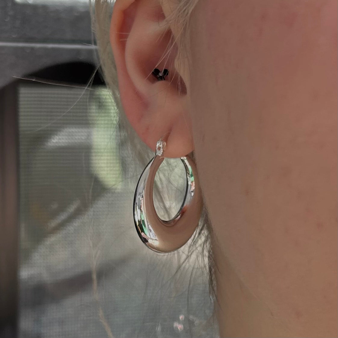 CHUNKY SILVER HOOPS