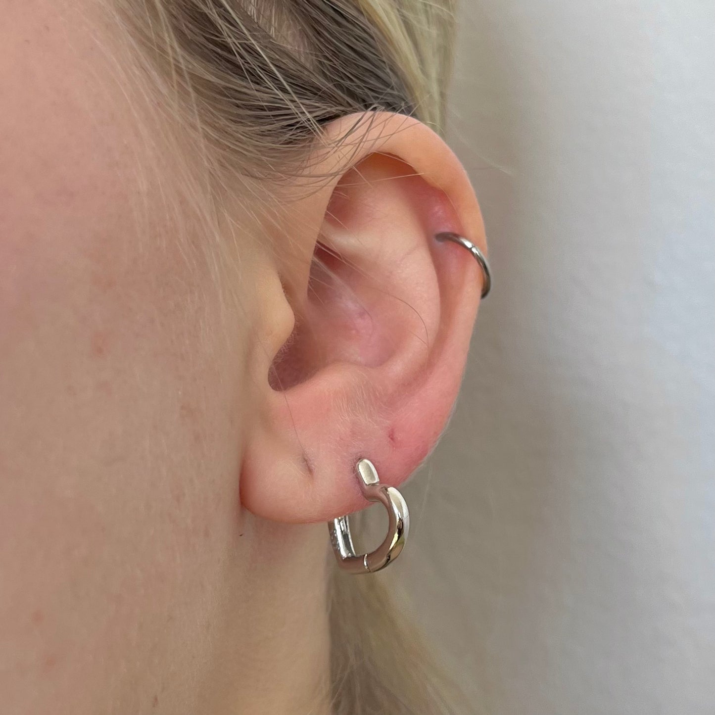 MINI HEART HOOP EARRING