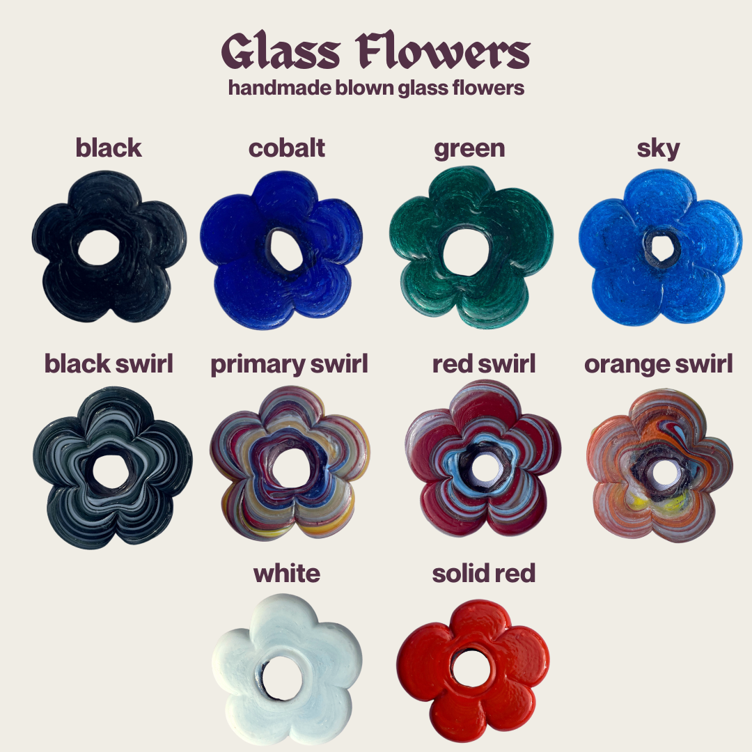 GLASS FLOWER STRAP NECKLACE